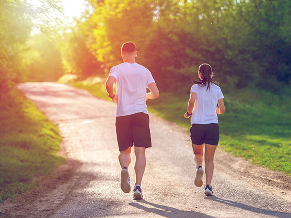 Chạy bộ có giảm mỡ bụng không? Gợi ý bài tập chạy bộ giảm cân, giảm mỡ bụng hiệu quả