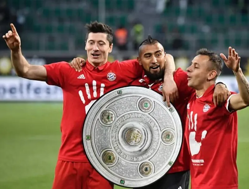 Đĩa vàng Bundesliga là dành cho danh hiệu gì?
