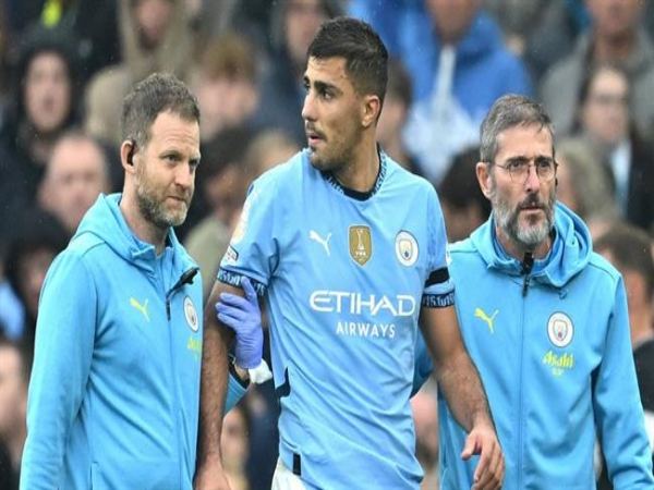 Bóng đá QT 1/10: Man City tìm ra người thế chỗ Rodri