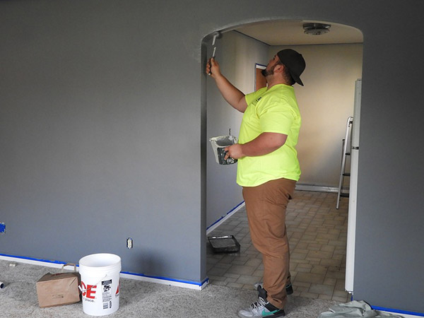 Bắt gặp bố sơn nhà có ý nghĩa gì?