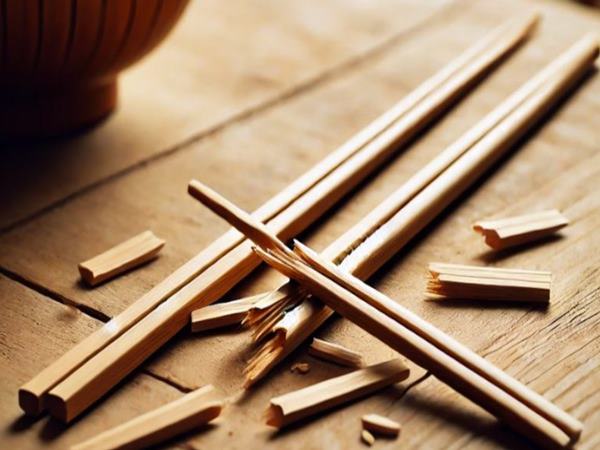 Gãy đũa báo hiệu điềm gì?