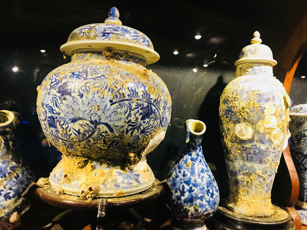 Nằm mơ thấy đồ cổ có con số gì may mắn