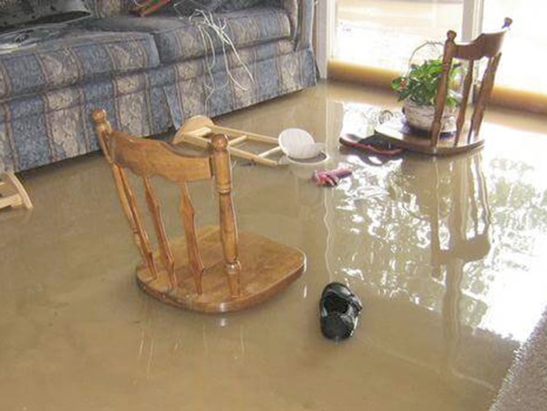 Nằm mơ thấy nước ngập nhà có thông điệp gì?