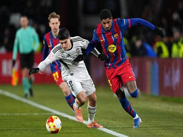 Rashford tỏa sáng ở Barcelona, ghi điểm mạnh mẽ tại Copa del Rey