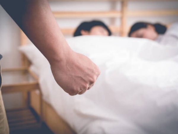 Nằm mơ thấy vợ ngoại tình là điềm gì, có phải điềm gở?